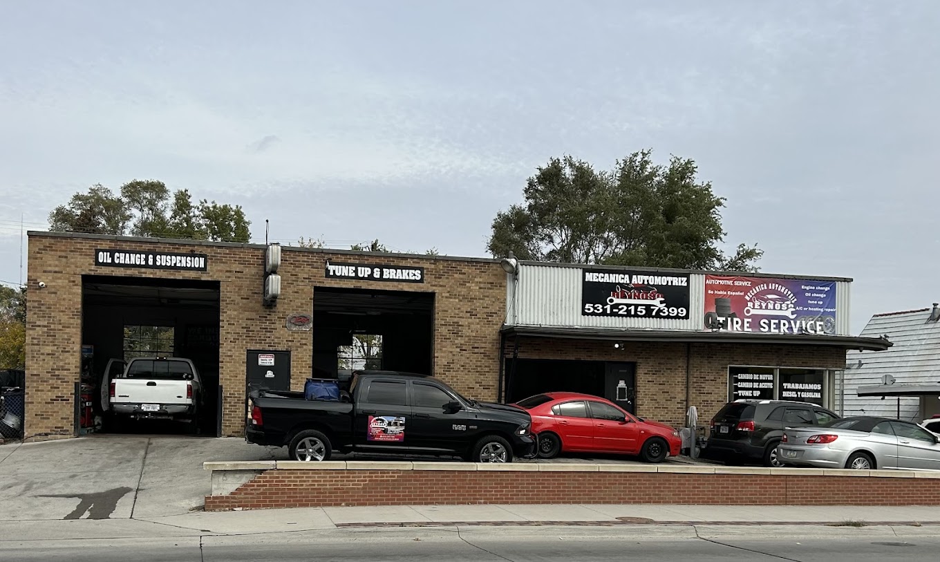 North Omaha Maple St location